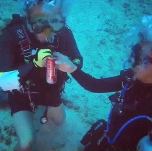 海滩宾馆逃生